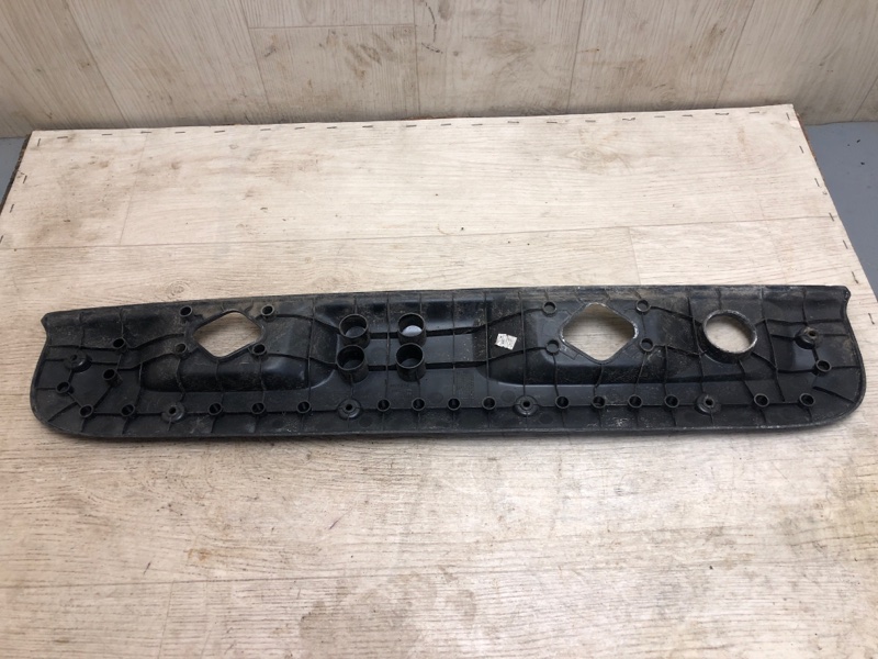 Накладка кузова NV200 USA 13- 2020 M20XUS 2.0 MR20DE