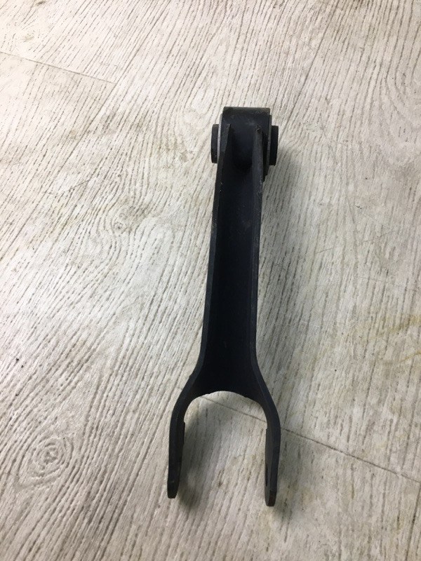 Рычаг задней подвески поперечный верхний JEEP CHEROKEE 14- KL 2.4 ED6 Рычаг задней подвески поперечный верхний JEEP CHEROKEE 14- KL 2.4 ED6