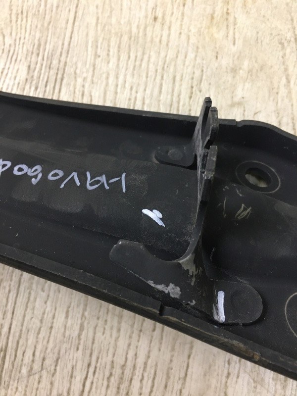 Рычаг задней подвески продольный правый CHEROKEE 14- 2017 KL 2.4 ED6 Рычаг задней подвески продольный правый CHEROKEE 14- 2017 KL 2.4 ED6