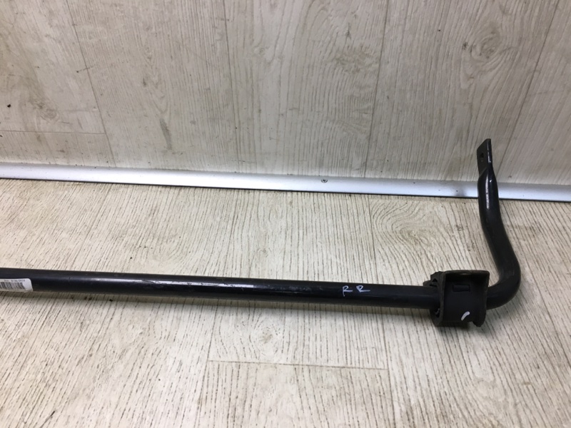 Стабилизатор задний JEEP CHEROKEE 14- KL 2.4 ED6 Стабилизатор задний JEEP CHEROKEE 14- KL 2.4 ED6