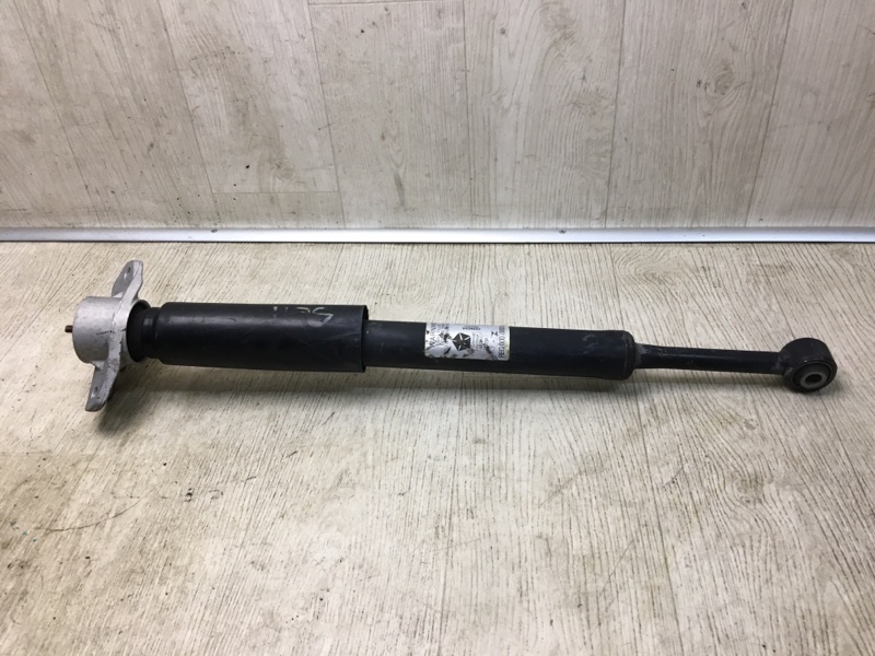 Запчасть амортизатор задний JEEP CHEROKEE 14- 2017 KL 2.4 ED6 68224858AD Б/У Амортизатор задний JEEP CHEROKEE 14- 2017 KL 2.4 ED6 68224858AD Б/У