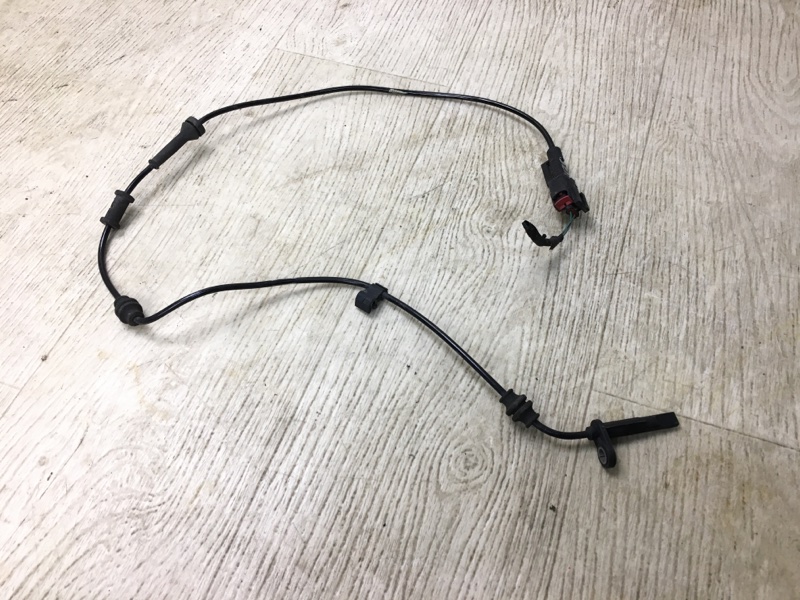 Запчасть датчик abs задний правый JEEP CHEROKEE 14- 2017 KL 2.4 ED6 68141898AC Б/У Датчик ABS задний правый JEEP CHEROKEE 14- 2017 KL 2.4 ED6 68141898AC Б/У