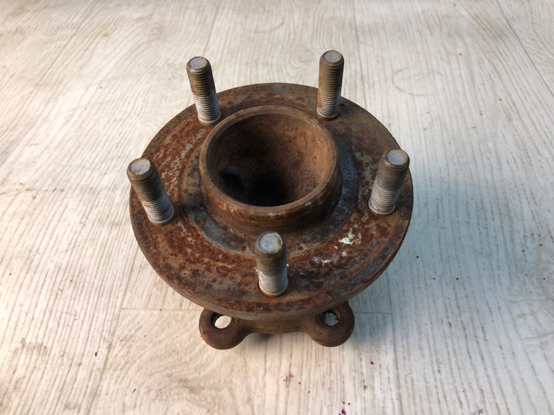 Ступица FORD ESCAPE 12-19 2012 TM2 2.0 HDTX CV6Z-1104-G Б/У