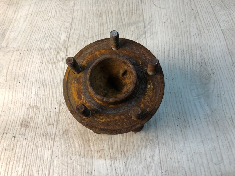 Ступица задняя FORD ESCAPE 12-19 2012 TM2 2.0 HDTX CV6Z-1104-G Б/У