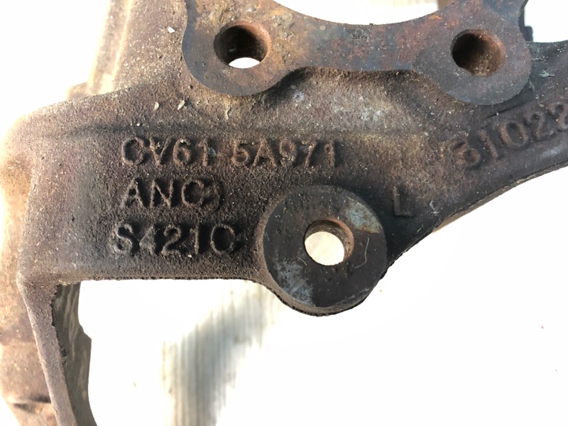 Цапфа задняя левая ESCAPE 12-19 2012 TM2 2.0 HDTX Цапфа задняя левая ESCAPE 12-19 2012 TM2 2.0 HDTX