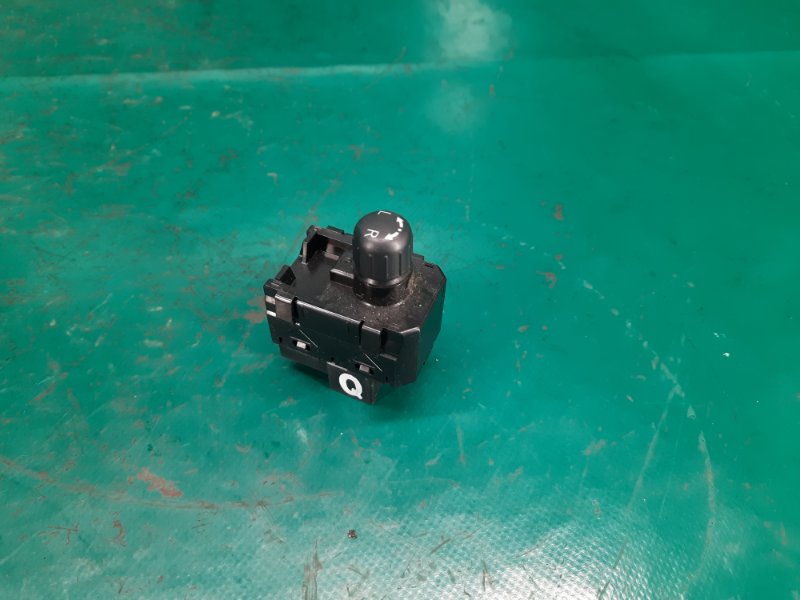 Блок управления зеркалами передний левый NISSAN MURANO Z51 07-14 2009 Внедорожник 3.5 VQ35DE 25570-1AA0A Б/У