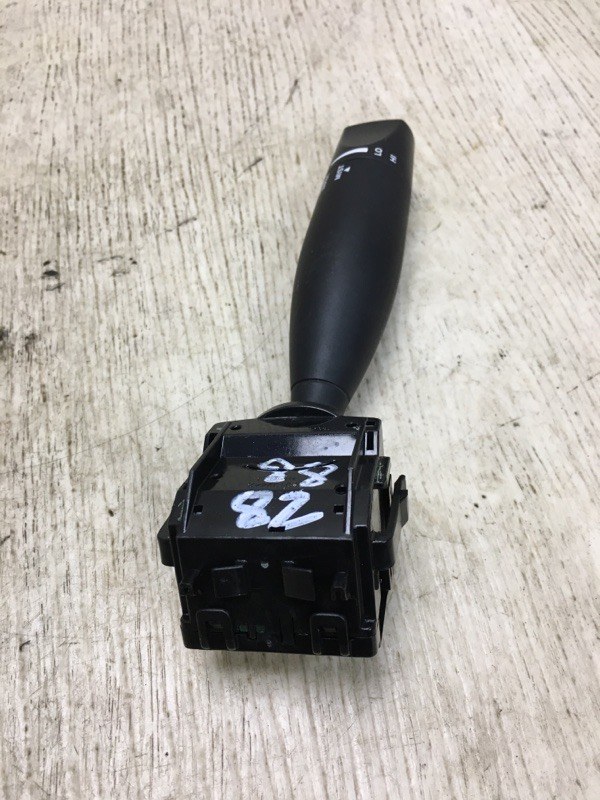 Подрулевой переключатель правый 200 14-16 2016 UF 2.4 ED6