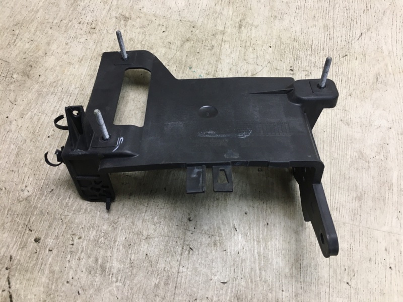 Кронштейн 200 14-16 2016 UF 2.4 ED6