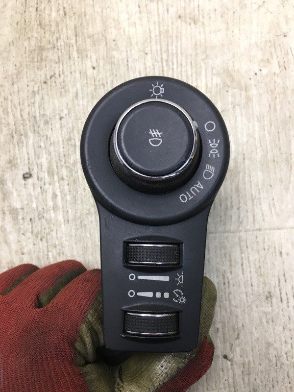 Блок управления освещением CHEROKEE 14- Блок управления освещением CHEROKEE 14-