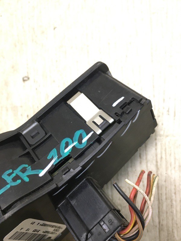 Блок управления освещением CHEROKEE 14- Блок управления освещением CHEROKEE 14-