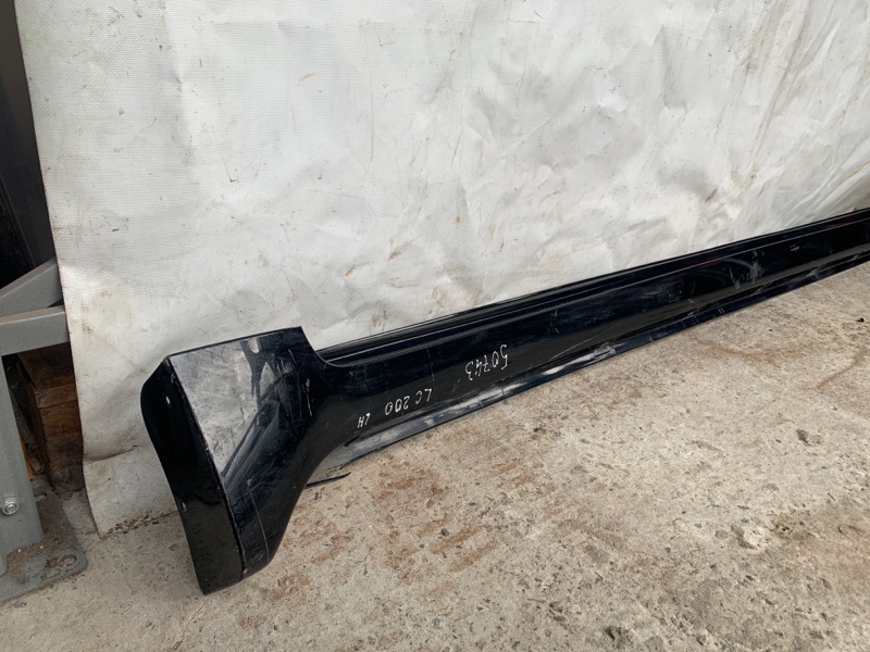 Накладка порога наружная левая TOYOTA LAND CRUISER 200 08-21 Накладка порога наружная левая TOYOTA LAND CRUISER 200 08-21