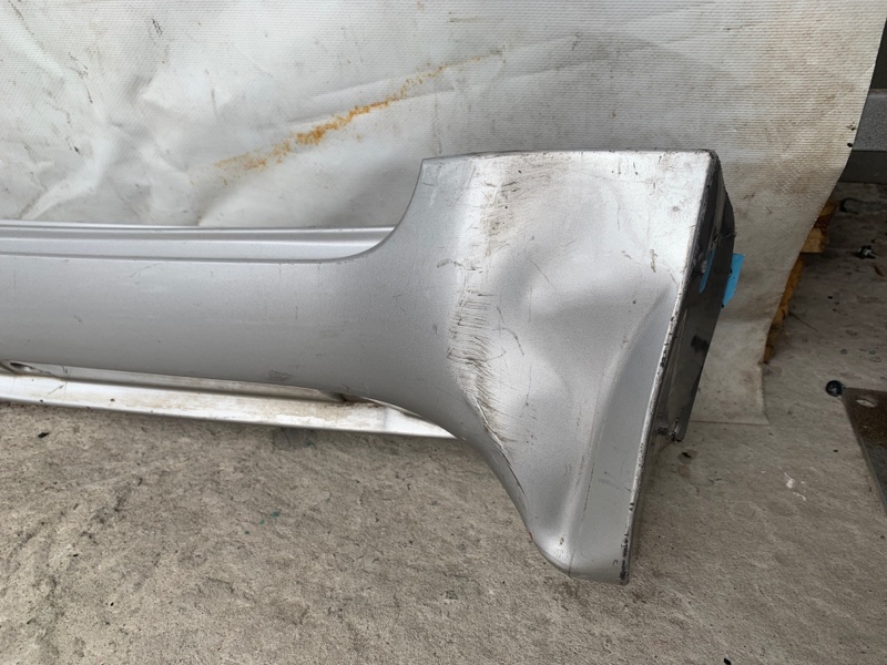 Накладка порога наружная правая TOYOTA LAND CRUISER 200 08-21