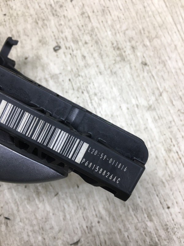 Ручка двери наружная передняя правая 200 14-16 2016 UF 2.4 ED6 Ручка двери наружная передняя правая 200 14-16 2016 UF 2.4 ED6