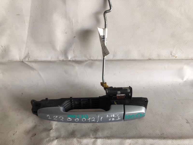 Запчасть ручка двери наружная передняя левая TOYOTA AURIS 06-12 6921012320A5 Б/У Ручка двери наружная передняя левая TOYOTA AURIS 06-12 6921012320A5 Б/У