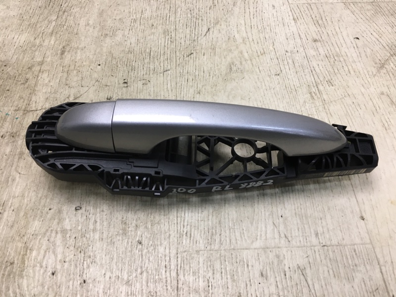 Ручка двери наружная задняя левая CHRYSLER 200 14-16 2016 UF 2.4 ED6 1YB55JSCAC Б/У