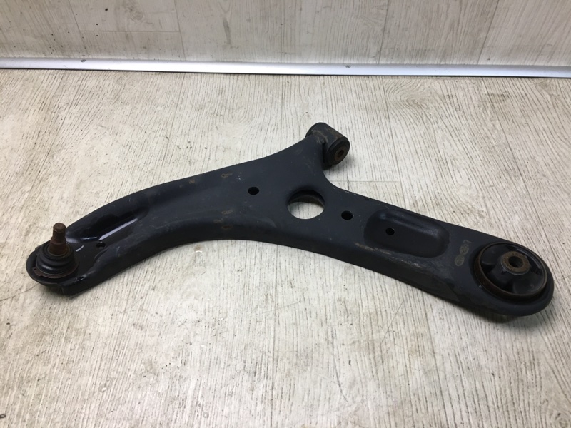 Рычаг передней подвески нижний левый KIA FORTE YD 12- 2013 YD 1.8 G4NB 54500-A7100 Б/У