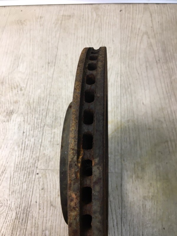 Тормозной диск передний KIA FORTE YD 12- YD 1.8 G4NB