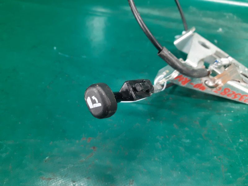 Замок спинки сиденья правый CAMRY 40 06-11 2008 Седан 2.4 2AZFE