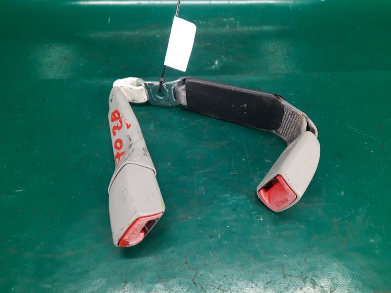 Замок ремня безопасности задний TOYOTA CAMRY 40 06-11 Седан 2.4 2AZFE