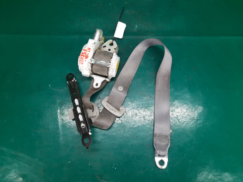 Ремень безопасности передний левый TOYOTA CAMRY 40 06-11 Седан 2.4 2AZFE