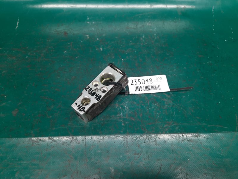 Клапан кондиционера TOYOTA CAMRY 40 06-11 2008 Седан 2.4 2AZFE 88515-07030 Б/У
