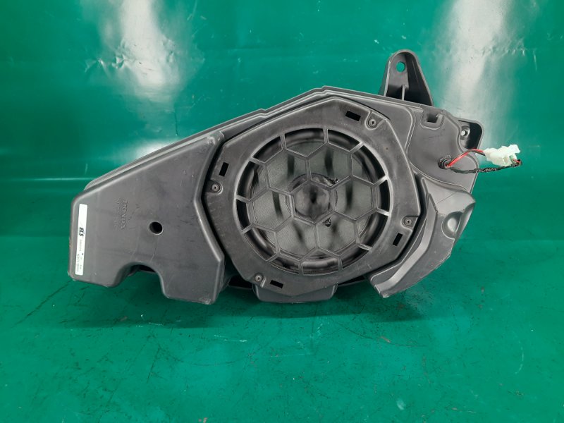 Сабвуфер ACURA RDX 12-19 2017 Внедорожник 3.5 J35Z2 39120-TX4-A11 Б/У