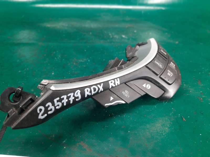 Кнопки на руль правые ACURA RDX 12-19 Внедорожник 3.5 J35Z2 Кнопки на руль правые ACURA RDX 12-19 Внедорожник 3.5 J35Z2