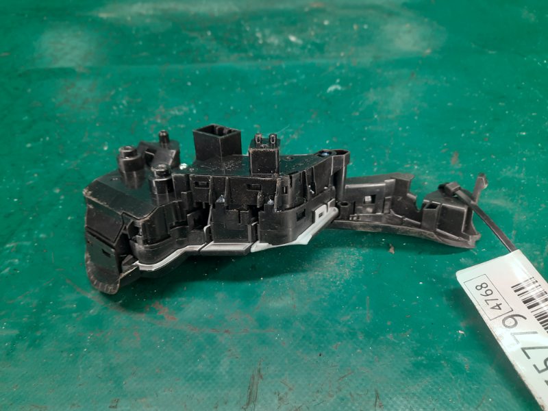 Кнопки на руль правые RDX 12-19 2017 Внедорожник 3.5 J35Z2 Кнопки на руль правые RDX 12-19 2017 Внедорожник 3.5 J35Z2