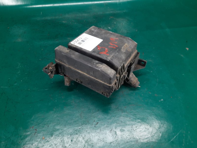 Блок предохранителей моторный отсек OUTLANDER 03-07 2004 Внедорожник 2.4 4G69