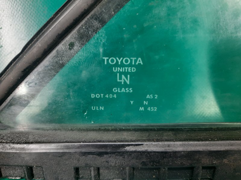 Стекло двери глухое заднее правое CAMRY 30 02-06 2005 Седан 2.4 2AZFE Стекло двери глухое заднее правое CAMRY 30 02-06 2005 Седан 2.4 2AZFE