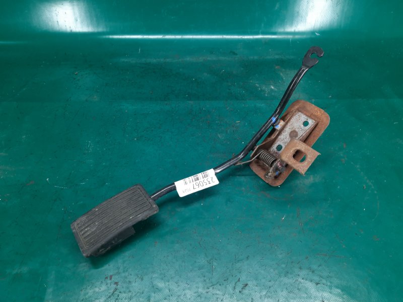 Педаль тормоза TOYOTA CAMRY 40 06-11 Седан 2.4 2AZFE Педаль тормоза TOYOTA CAMRY 40 06-11 Седан 2.4 2AZFE