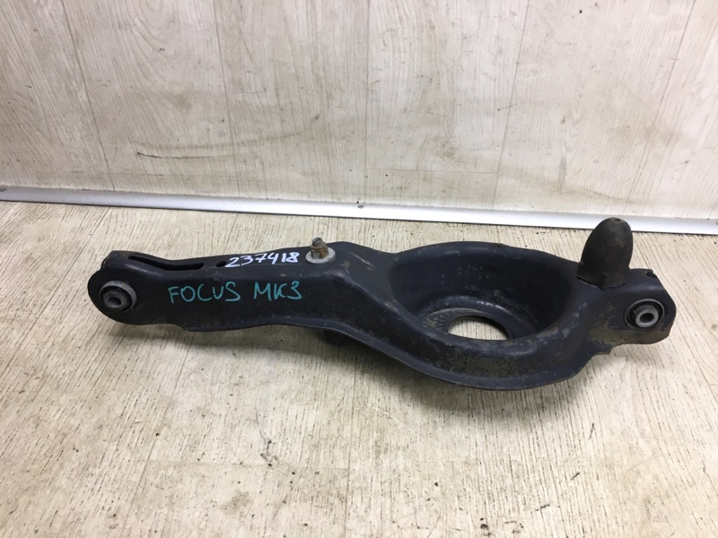 Рычаг задней подвески поперечный нижний FORD FOCUS 10-18 2015 CB8 2.0 XQDA BV6Z-5500-C Б/У