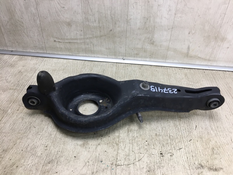 Рычаг задней подвески поперечный нижний FORD FOCUS 10-18 2015 CB8 2.0 XQDA BV6Z-5500-C Б/У