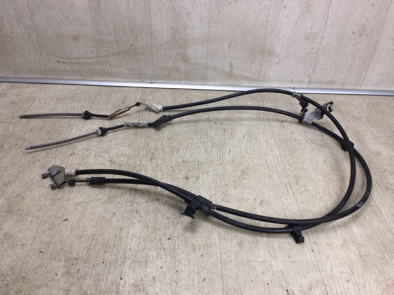 Трос стояночного тормоза задний FOCUS 10-18 2015 CB8 2.0 XQDA