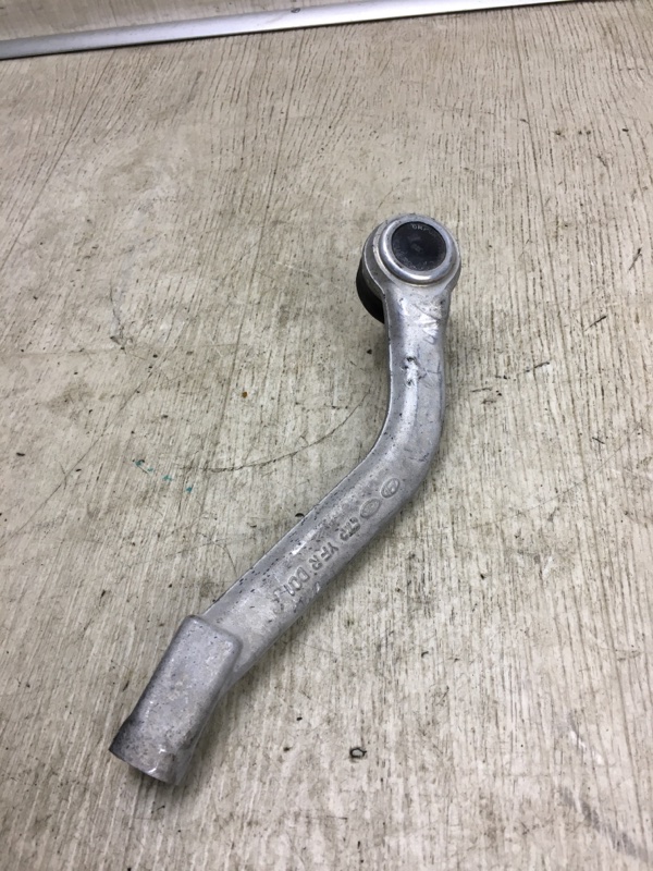 Рулевой наконечник правый HYUNDAI SONATA YF 10-14 YF 2.4 G4KK