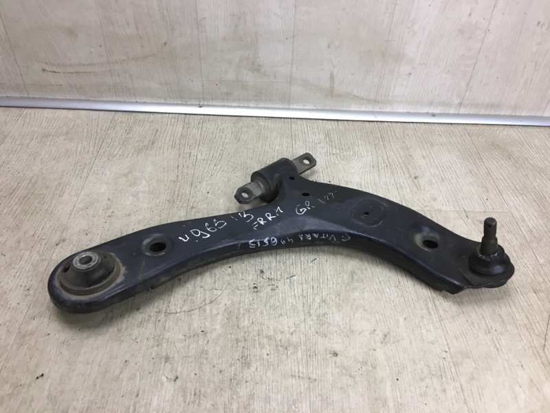 Рычаг передней подвески нижний правый SUZUKI KIZASHI 09-14 45201-57L01 Б/У