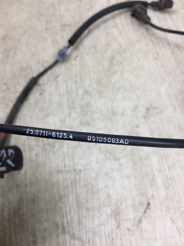 Датчик ABS задний левый JEEP COMPASS 06-16 MK49 2.0 ECN Датчик ABS задний левый JEEP COMPASS 06-16 MK49 2.0 ECN