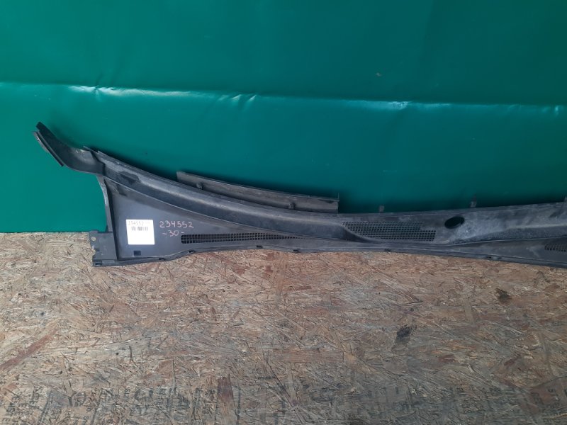 Пластик под лобовое стекло / Жабо CAMRY 30 02-06 2005 Седан 2.4 2AZFE Пластик под лобовое стекло / Жабо CAMRY 30 02-06 2005 Седан 2.4 2AZFE