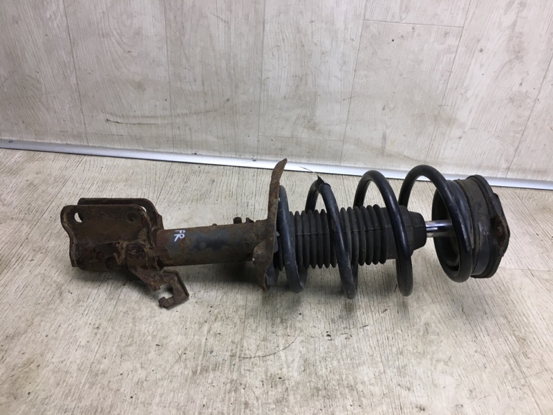 Амортизатор передний правый NV200 USA 13- 2020 M20XUS 2.0 MR20DE