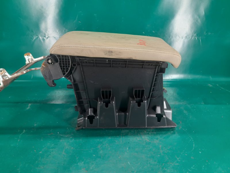 Подлокотник RDX 12-19 2013 Внедорожник 3.5 J35Z2 Подлокотник RDX 12-19 2013 Внедорожник 3.5 J35Z2