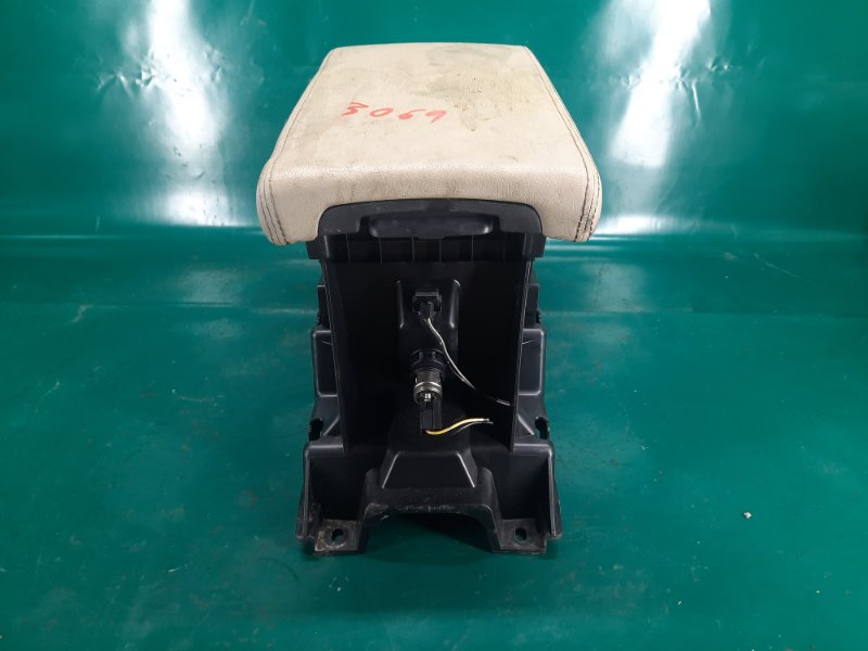 Подлокотник RDX 12-19 2013 Внедорожник 3.5 J35Z2 Подлокотник RDX 12-19 2013 Внедорожник 3.5 J35Z2