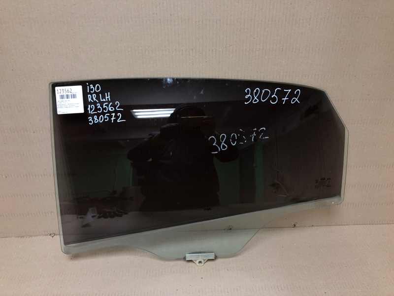 Запчасть стекло двери заднее левое HYUNDAI I30 GD 12-17 83411 A6010 Б/У Стекло двери заднее левое HYUNDAI I30 GD 12-17 83411 A6010 Б/У