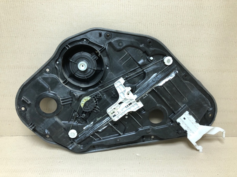 Стеклоподъемник задний левый HYUNDAI I30 GD 12-17 Б/У