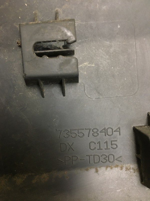 Накладка крыла (расширитель арки) задняя правая RENEGADE (BU) 14- 2015 BU 2.4 ED6