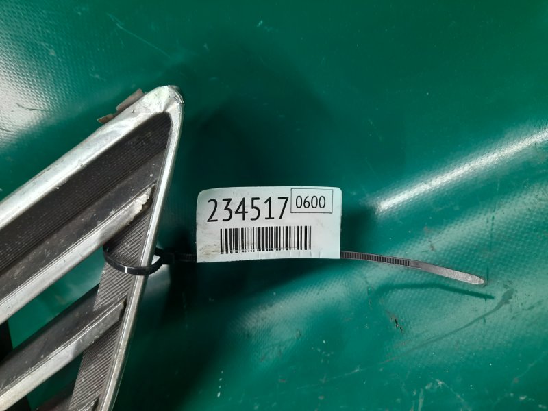 Решетка радиатора CAMRY 30 02-06 2005 Седан 2.4 2AZFE