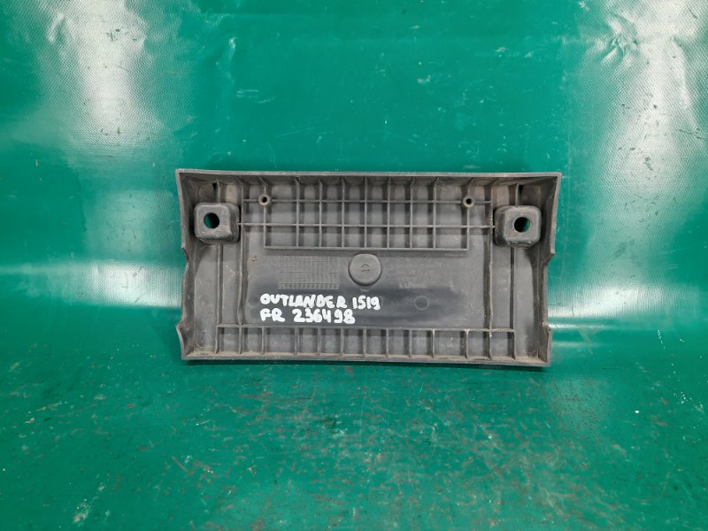 Площадка номерного знака передняя OUTLANDER 03-07 2004 Внедорожник 2.4 4G69