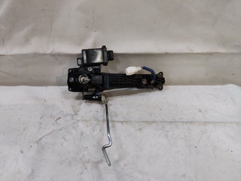 Ручка двери наружная передняя правая COROLLA 150 06-13 Ручка двери наружная передняя правая COROLLA 150 06-13