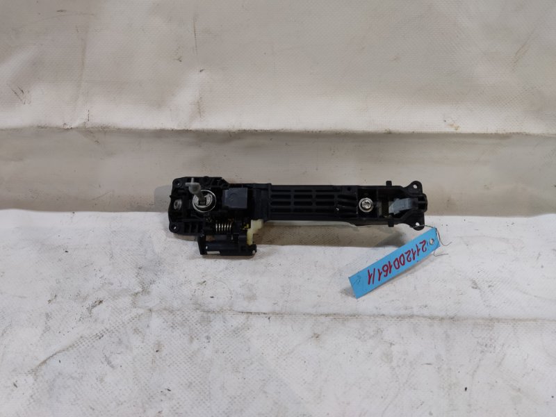 Ручка двери наружная передняя правая AURIS 06-12