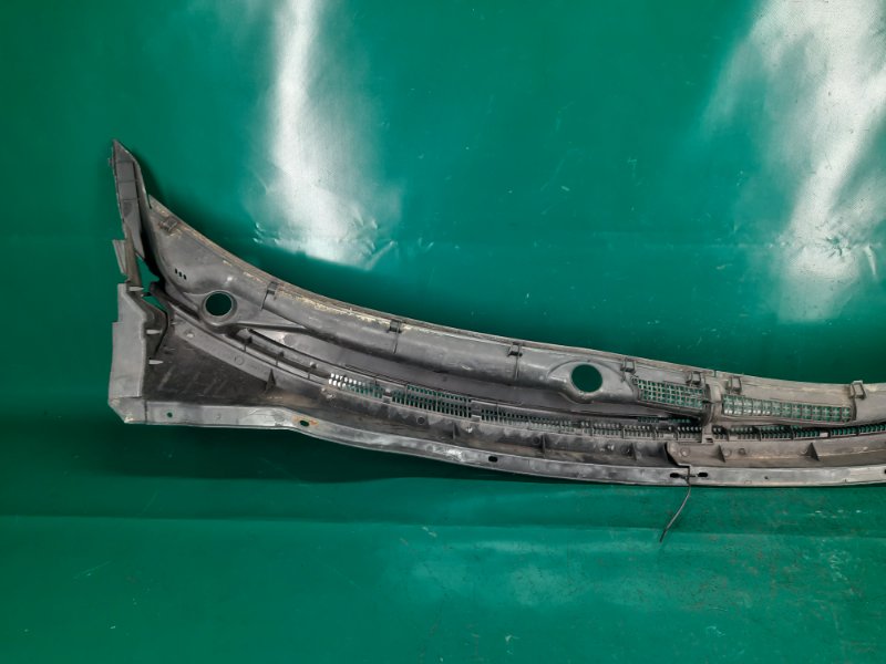 Пластик под лобовое стекло / Жабо OUTLANDER XL 05-13 2006 Внедорожник 3.0 6B31 Пластик под лобовое стекло / Жабо OUTLANDER XL 05-13 2006 Внедорожник 3.0 6B31