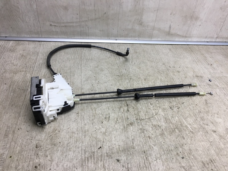 Замок двери задний левый 200 14-16 2016 UF 2.4 ED6